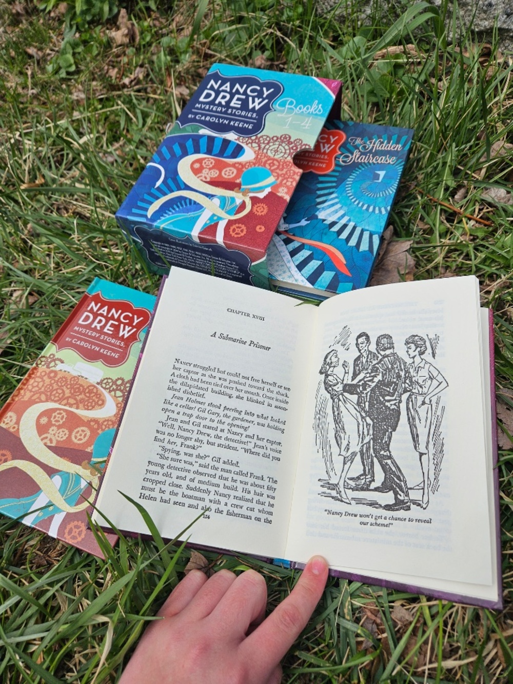 Nancy Drew Book Set - Picture 10 of 16